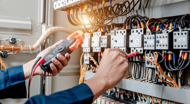 Best Local Electrician Companies  in Melville, RI